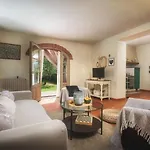 Casa Al Fiume مزرعة للإقامة