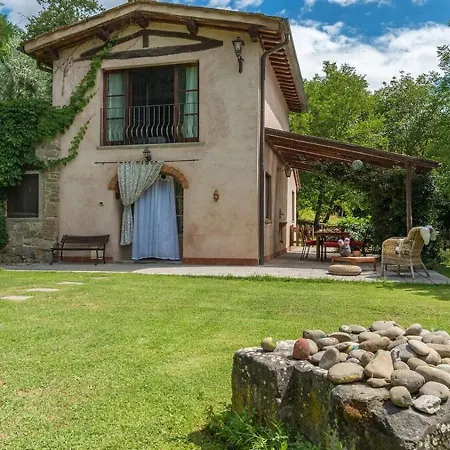 Casa Al Fiume مزرعة للإقامة *